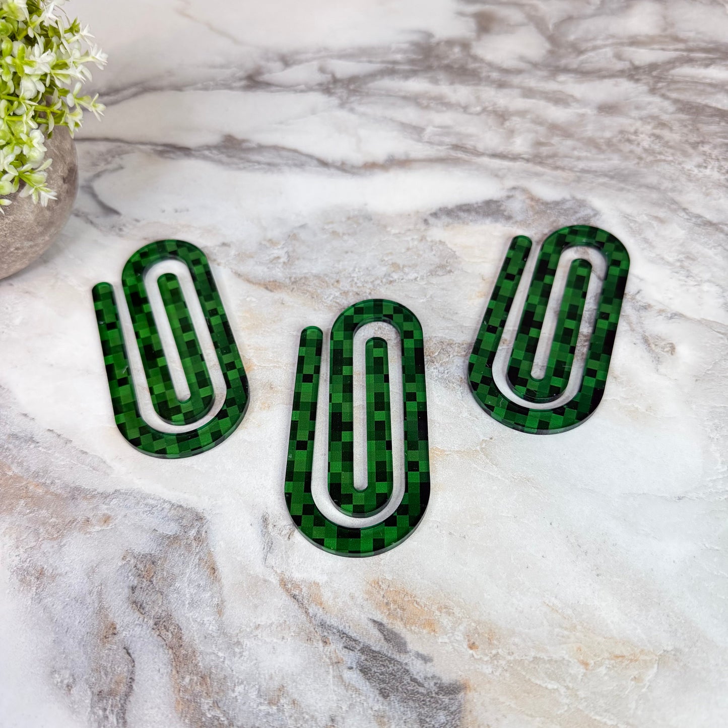 Jumbo Paperclip - Green Squares