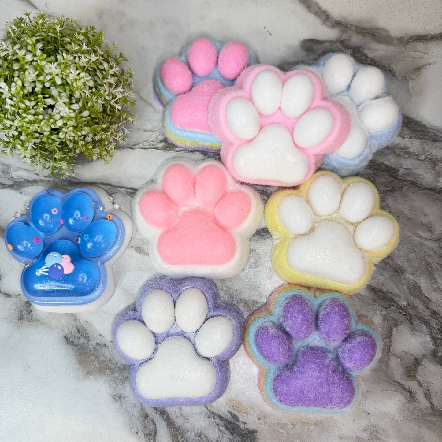 Squishy Toy - Giant Paw Taba