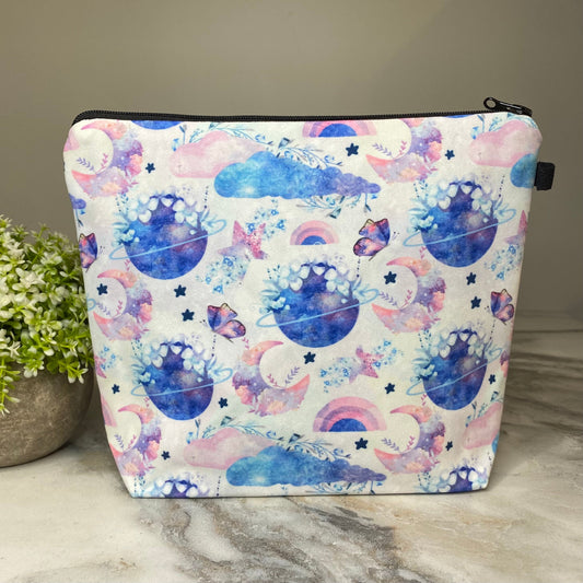 Pouch XL - Floral, Sky Moon Butterfly