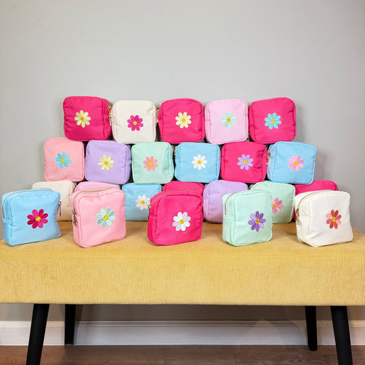 The Daisy - Square Pouch
