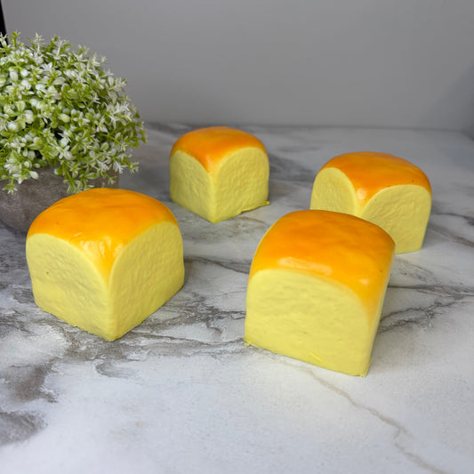 Squishy Toy - Hawaiian Roll Bread
