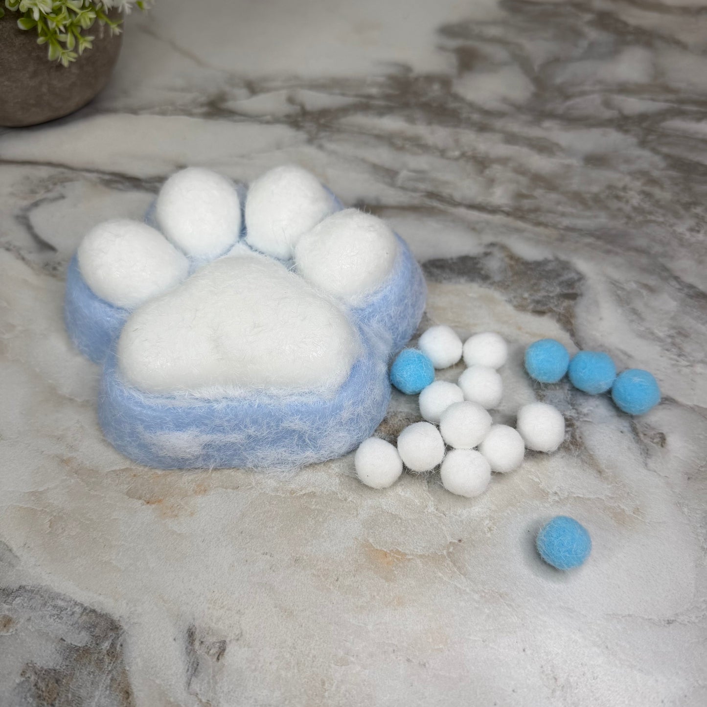 Squishy Toy - Giant Paw Taba