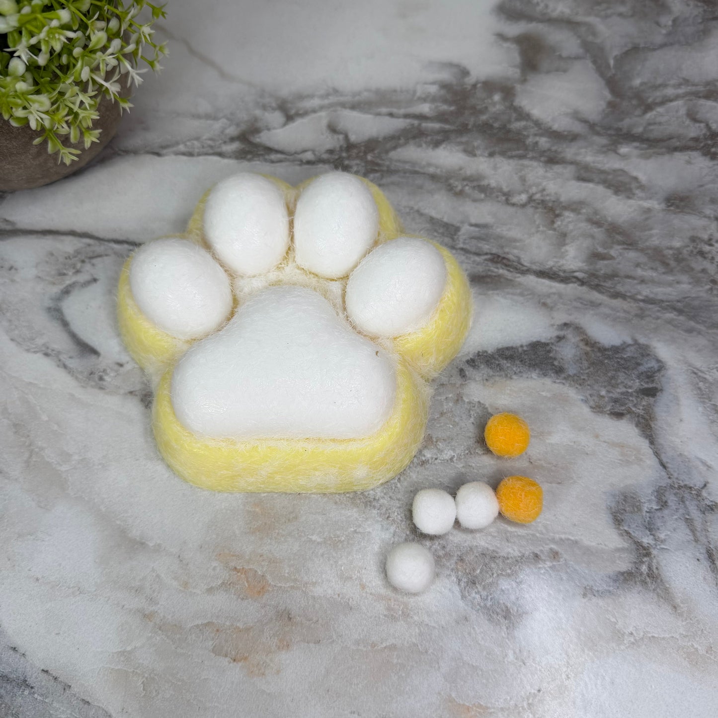 Squishy Toy - Giant Paw Taba